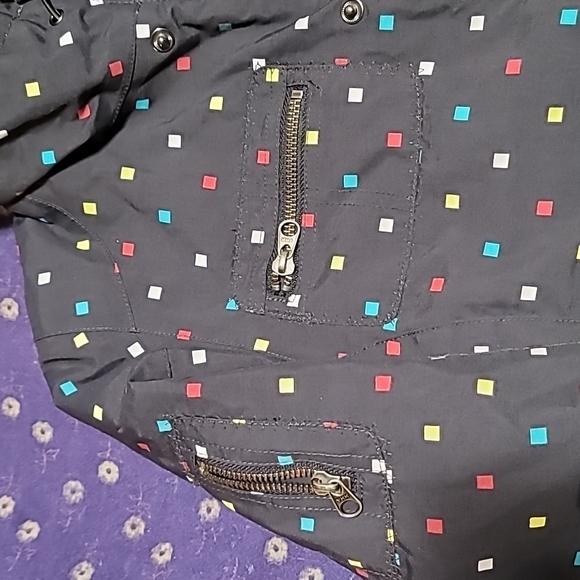 Burton Lush Snowboarding Jacket Super Stylish for the Slopes! - Picture 5 of 6